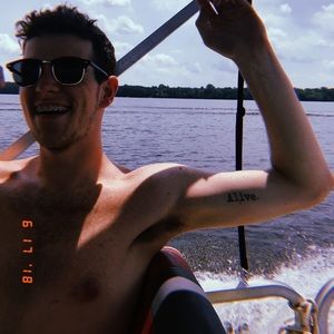 Meet your Posher, Seth